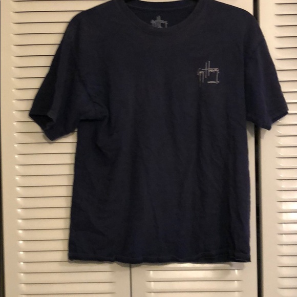 Med guy Harvey shirt - Picture 2 of 2